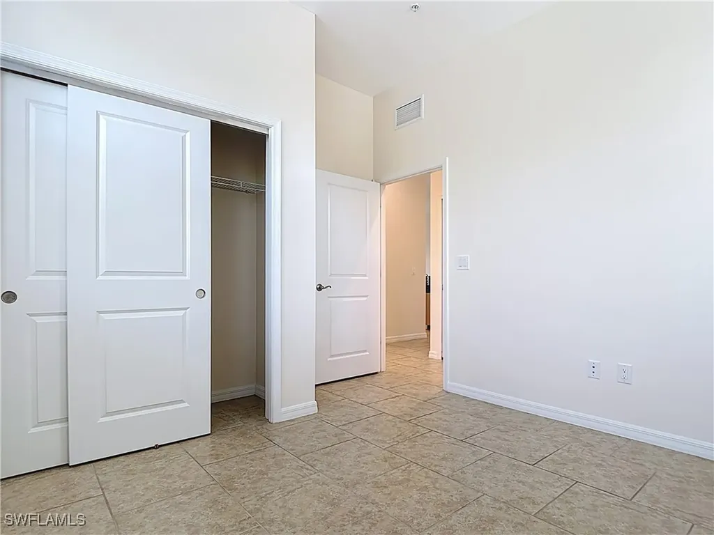 15098 Palmer Lake Circle Naples FL 34109
