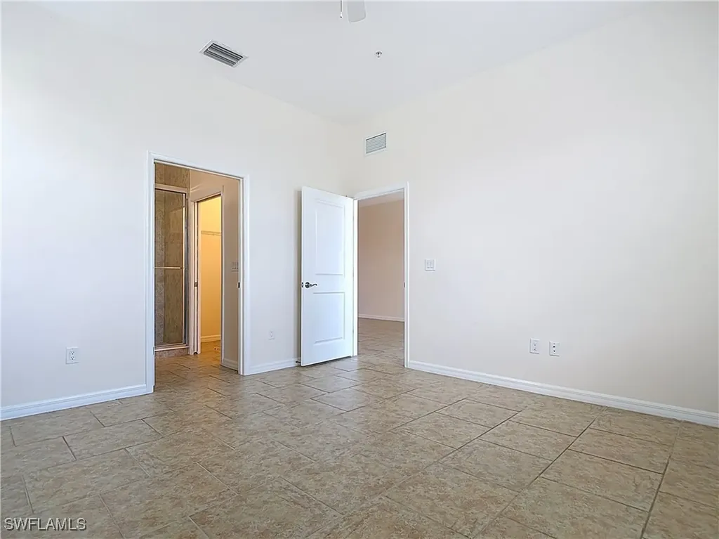 15098 Palmer Lake Circle Naples FL 34109