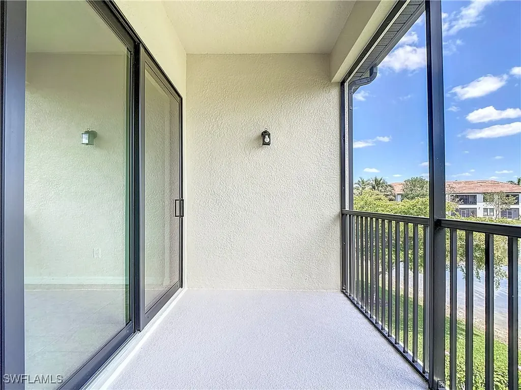 15098 Palmer Lake Circle Naples FL 34109