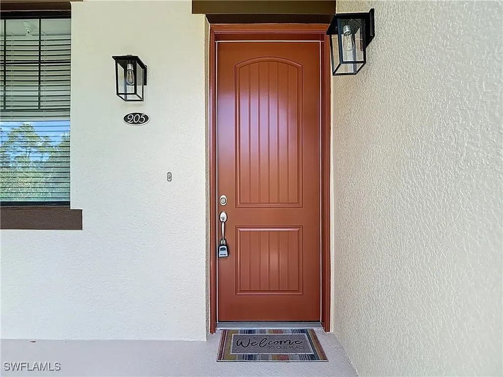 15098 Palmer Lake Circle Naples FL 34109