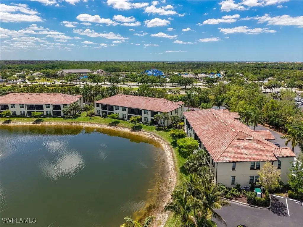 15098 Palmer Lake Circle Naples FL 34109