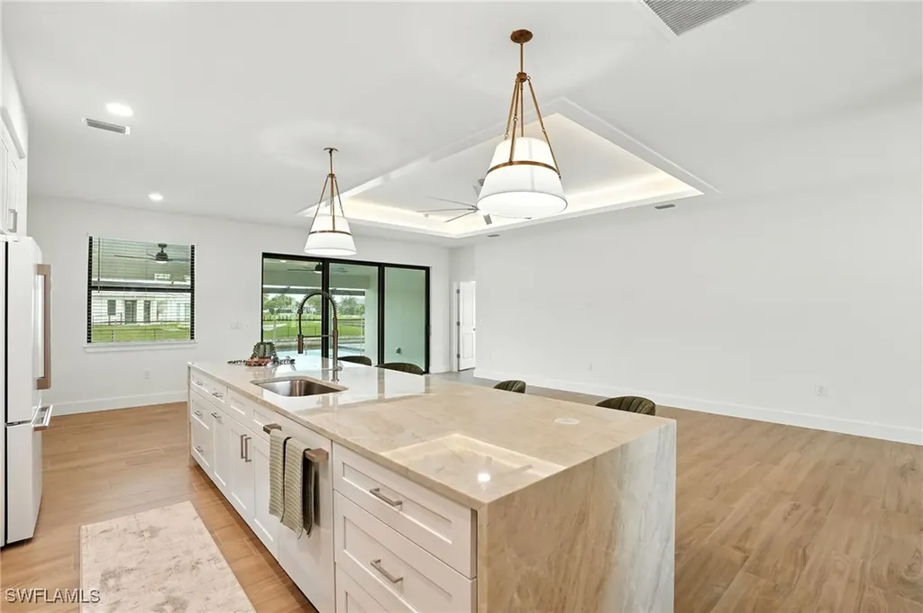 2216 SW 4th Avenue Cape Coral FL 33991