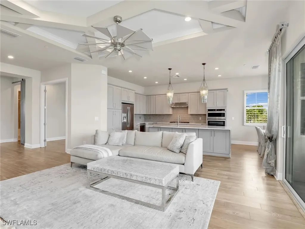 8860 Saint Lucia Drive Naples FL 34114