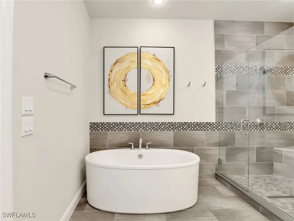 8860 Saint Lucia Drive Naples FL 34114