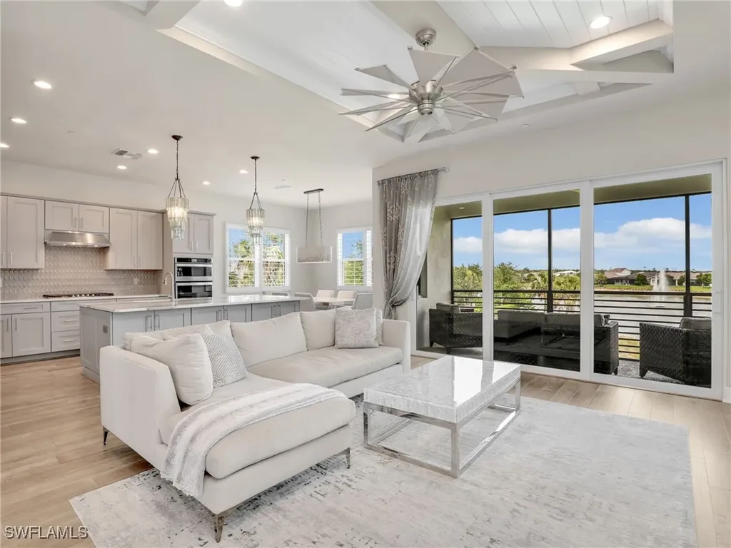 8860 Saint Lucia Drive Naples FL 34114