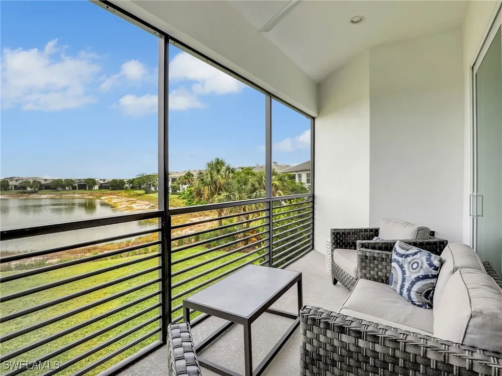 8860 Saint Lucia Drive Naples FL 34114