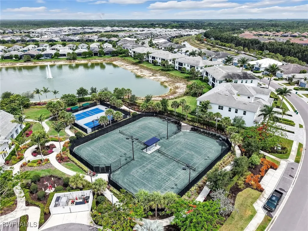 8860 Saint Lucia Drive Naples FL 34114