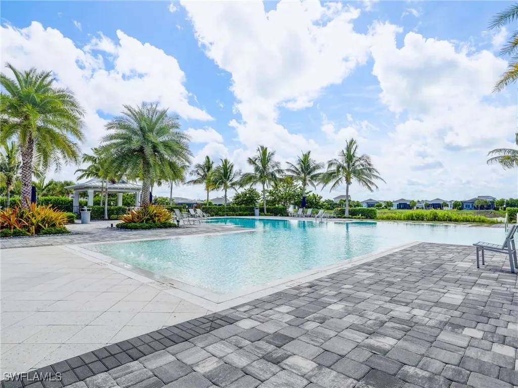 8860 Saint Lucia Drive Naples FL 34114