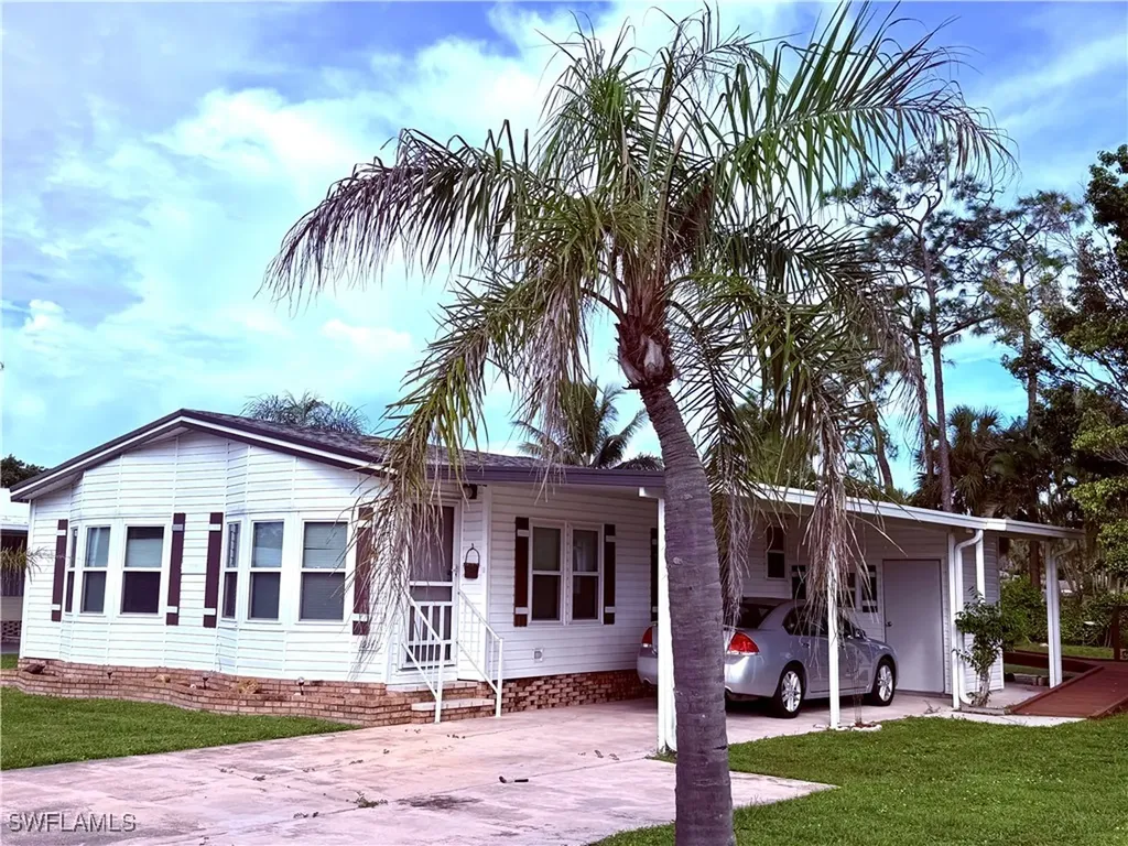 10341 Wales Loop Bonita Springs FL 34135