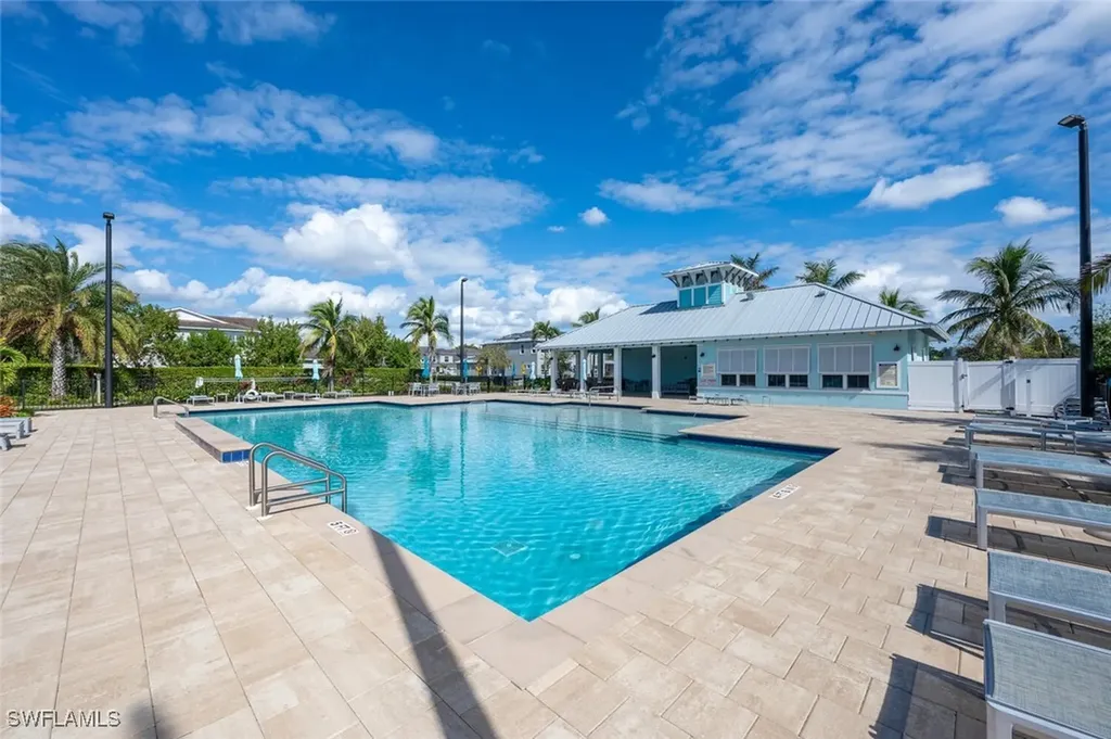 4688 Arboretum Circle Naples FL 34112