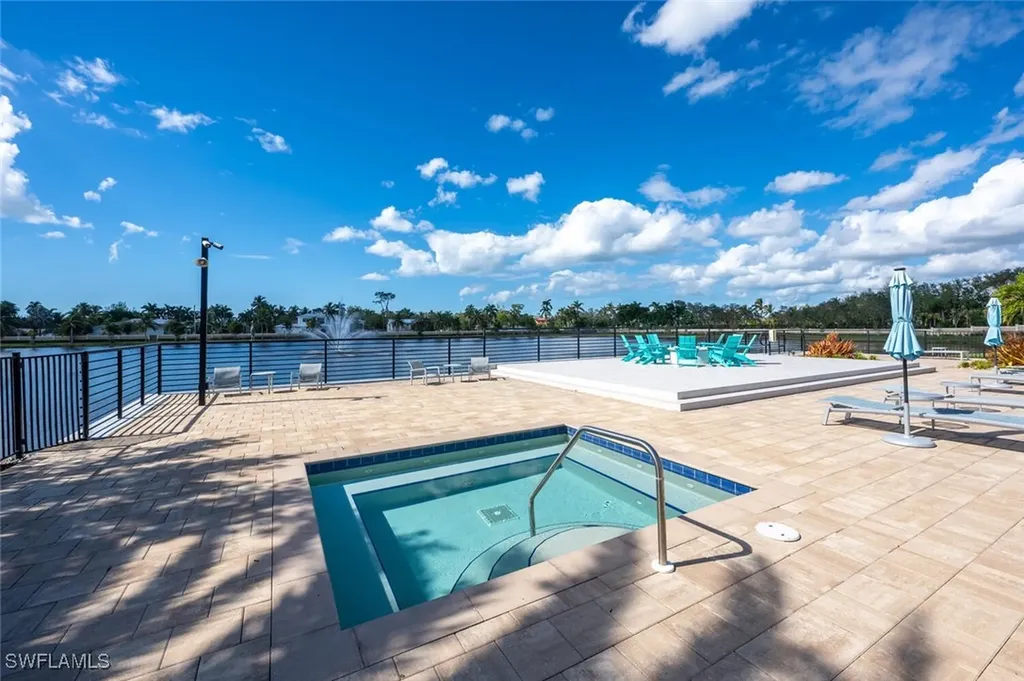 4688 Arboretum Circle Naples FL 34112