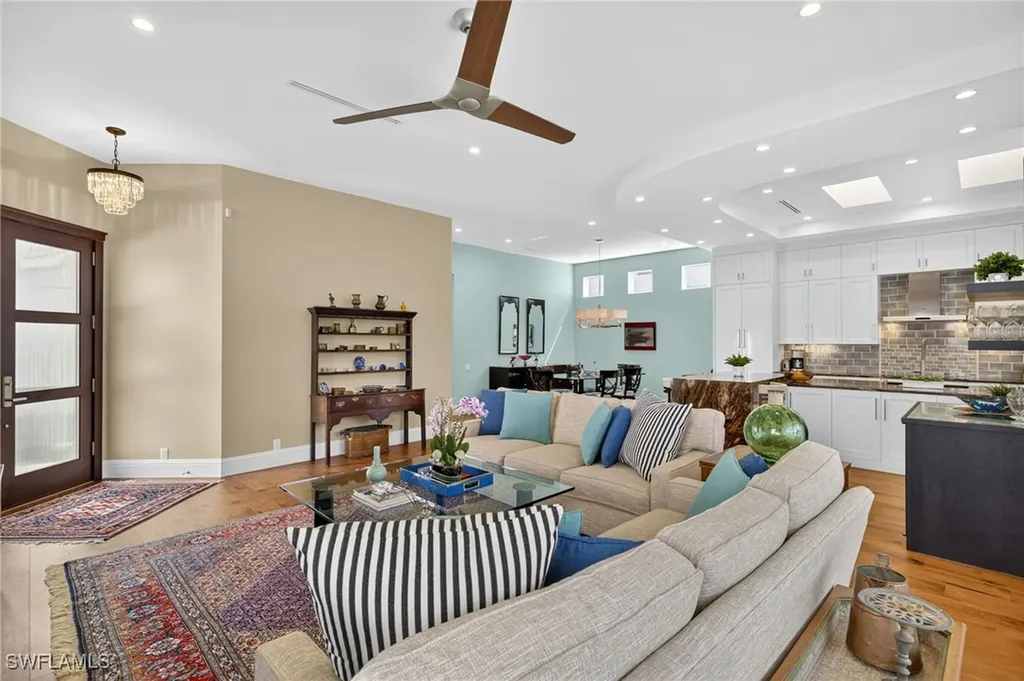 3876 Clipper Cove Drive Naples FL 34112