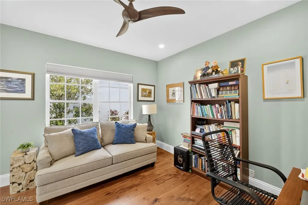 3876 Clipper Cove Drive Naples FL 34112