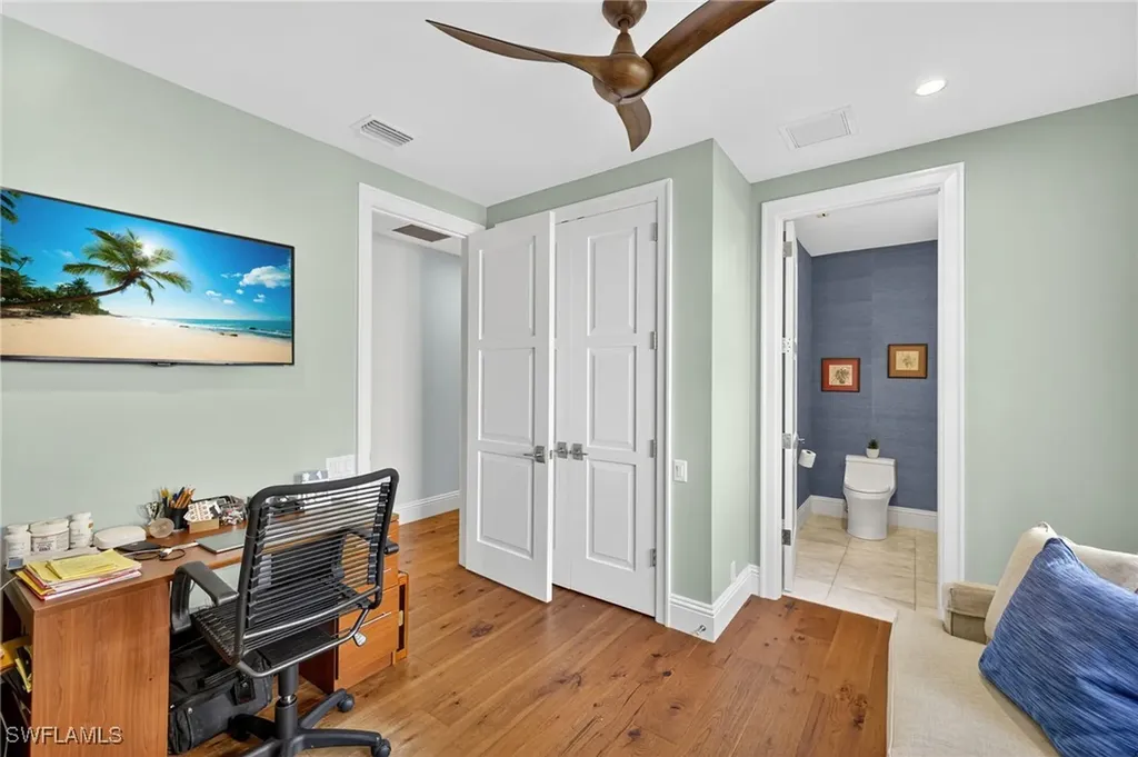 3876 Clipper Cove Drive Naples FL 34112