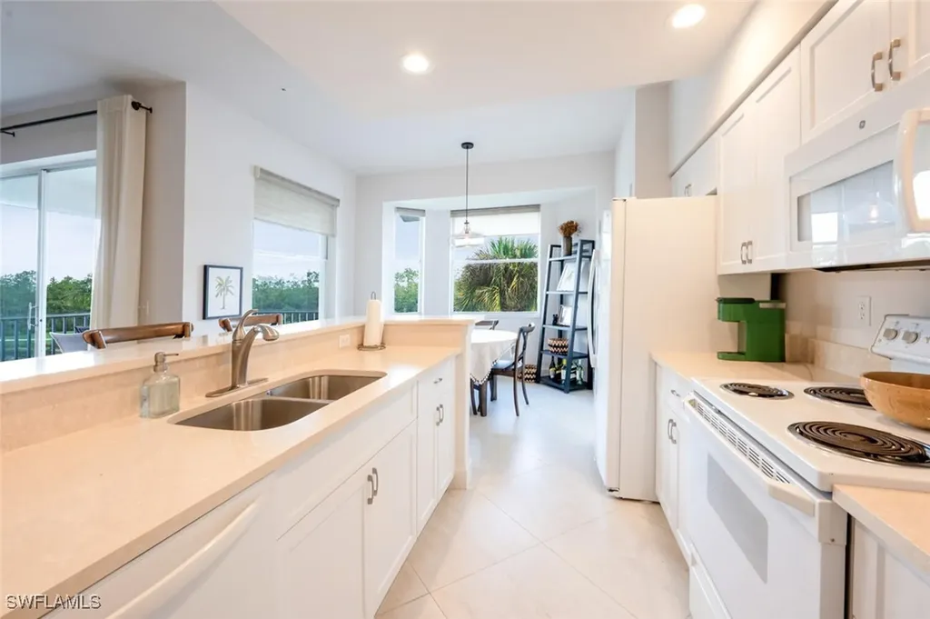 8505 Naples Heritage Drive Naples FL 34112