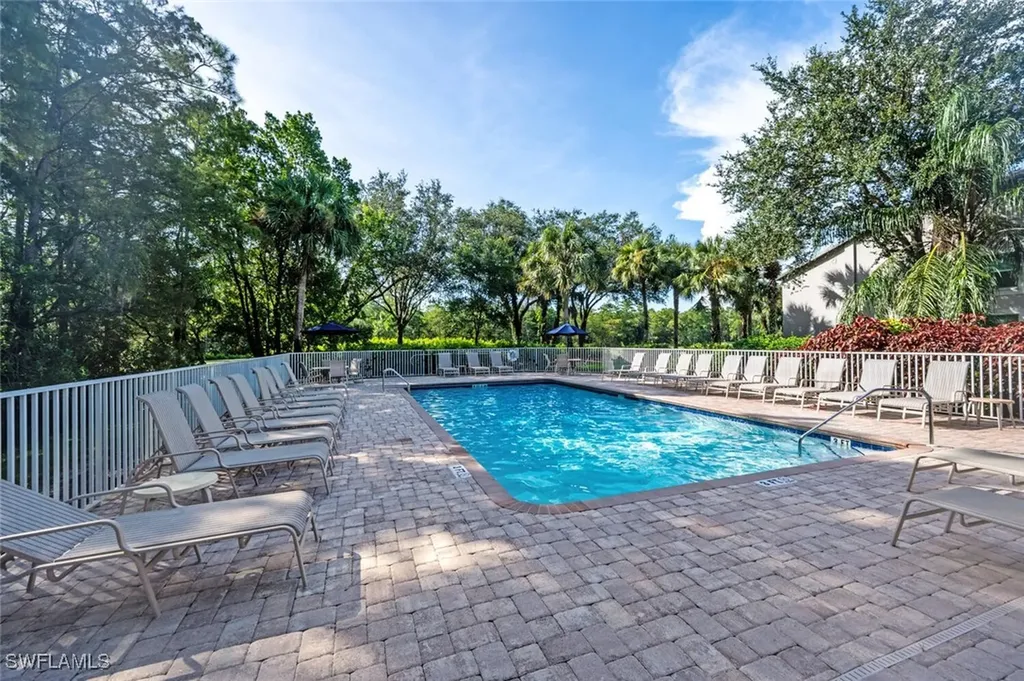 8505 Naples Heritage Drive Naples FL 34112