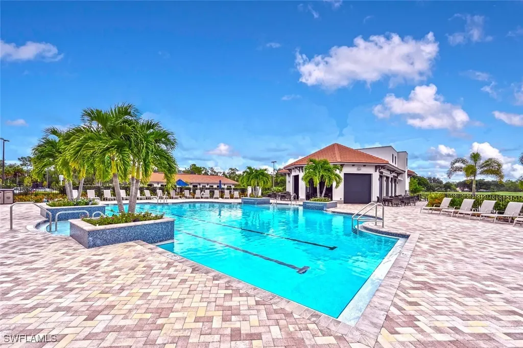 8505 Naples Heritage Drive Naples FL 34112