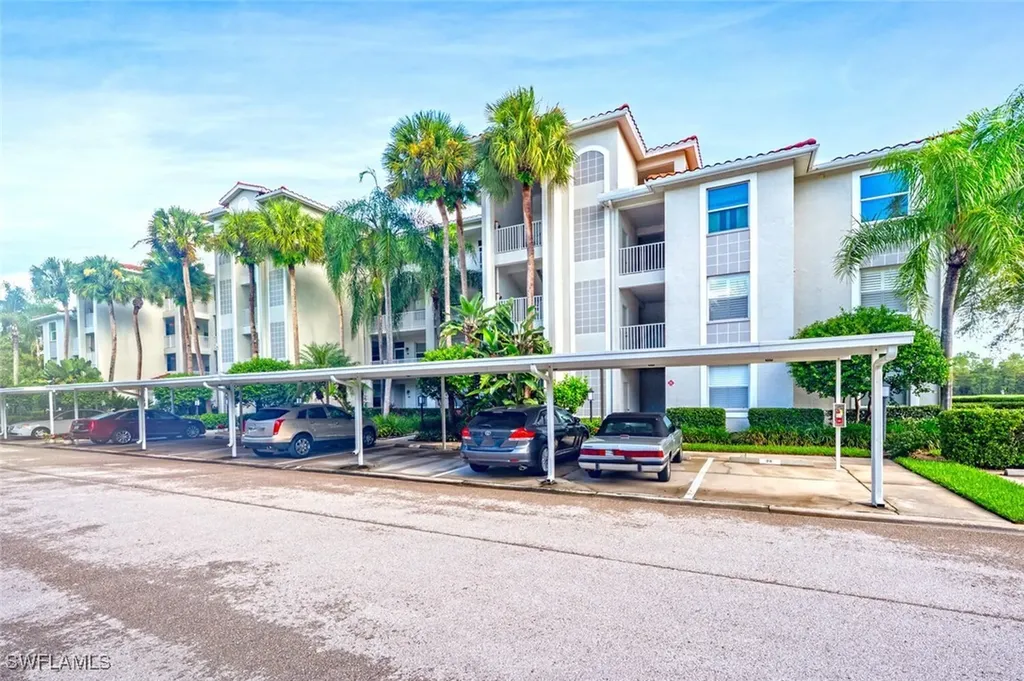 8505 Naples Heritage Drive Naples FL 34112