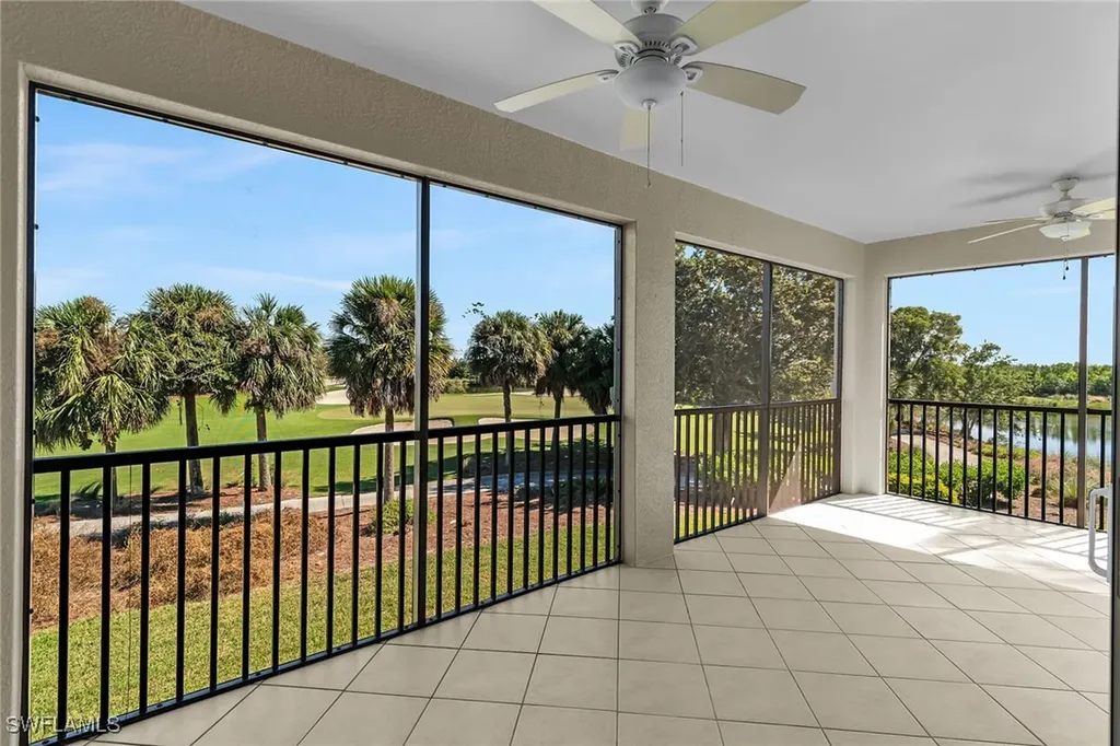 1294 Rialto Way Naples FL 34114