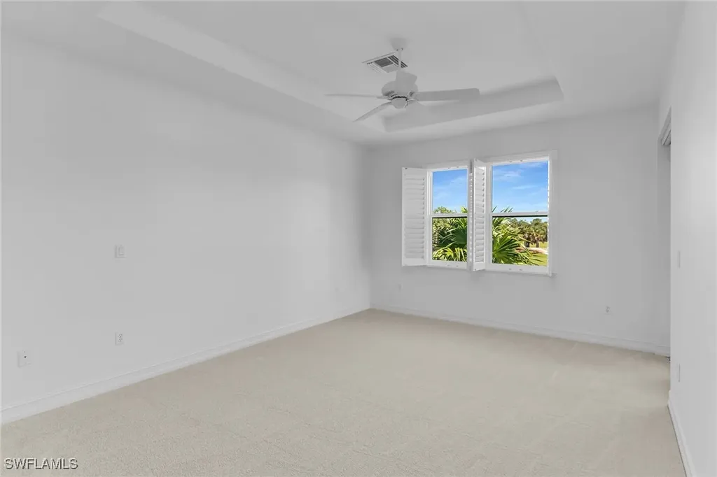 1294 Rialto Way Naples FL 34114