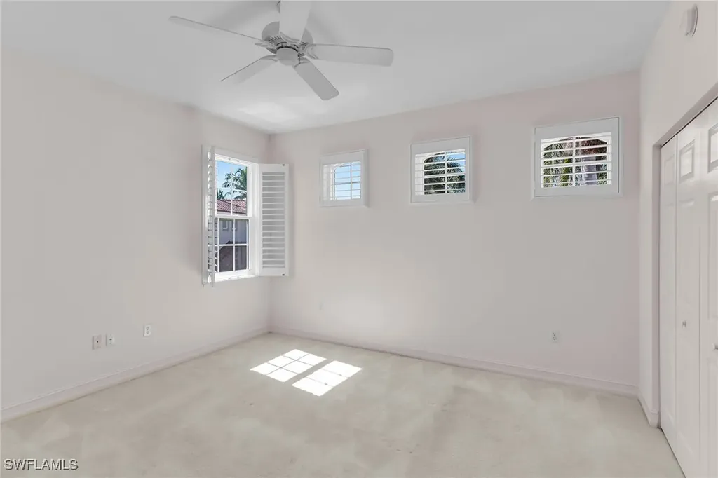 1294 Rialto Way Naples FL 34114