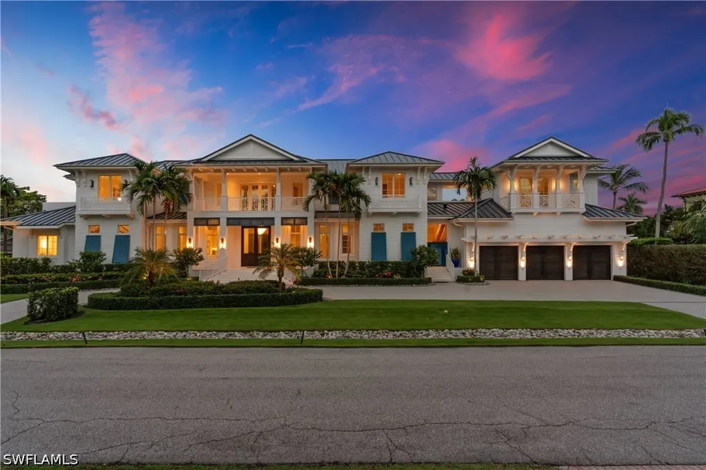 2131 Marina Drive Naples FL 34102