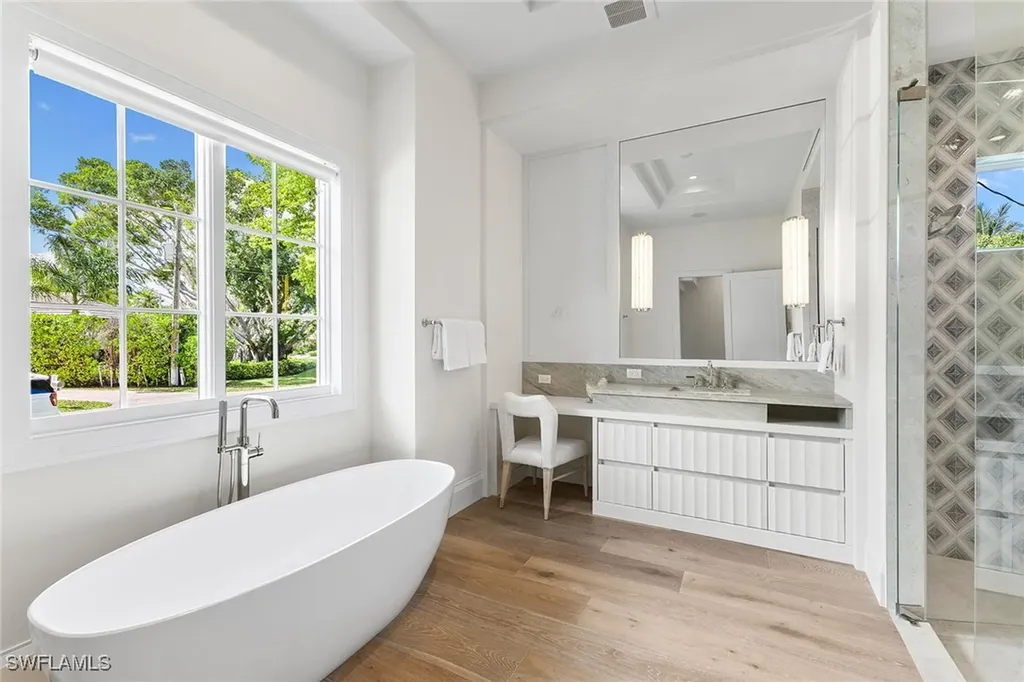 2131 Marina Drive Naples FL 34102