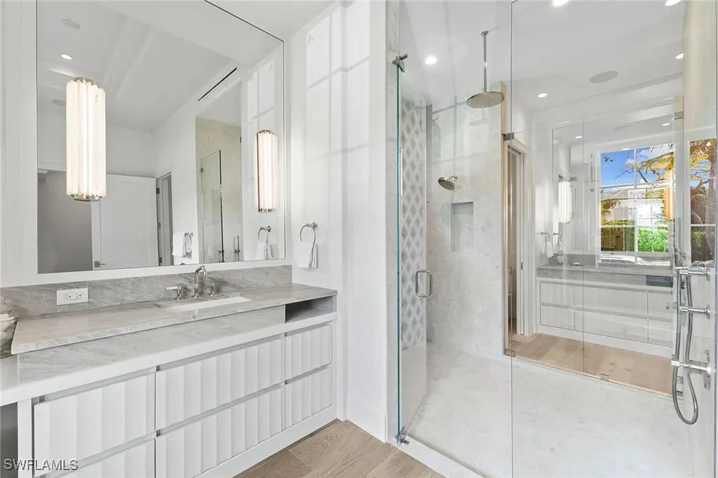 2131 Marina Drive Naples FL 34102