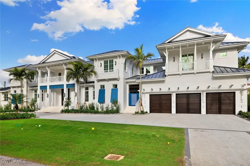 2131 Marina Drive Naples FL 34102