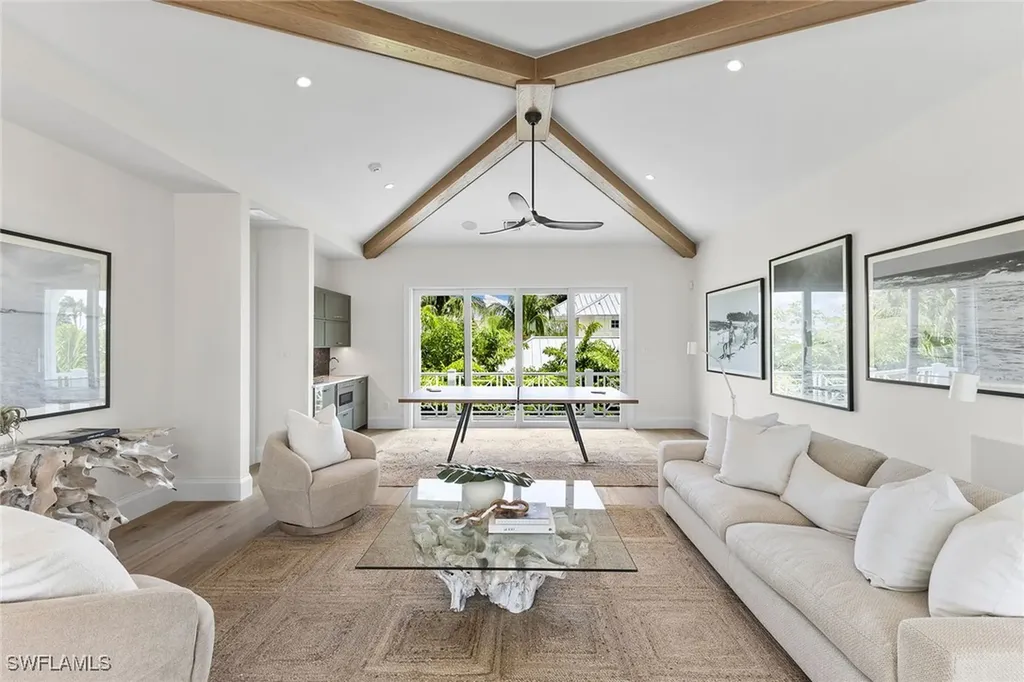 2131 Marina Drive Naples FL 34102