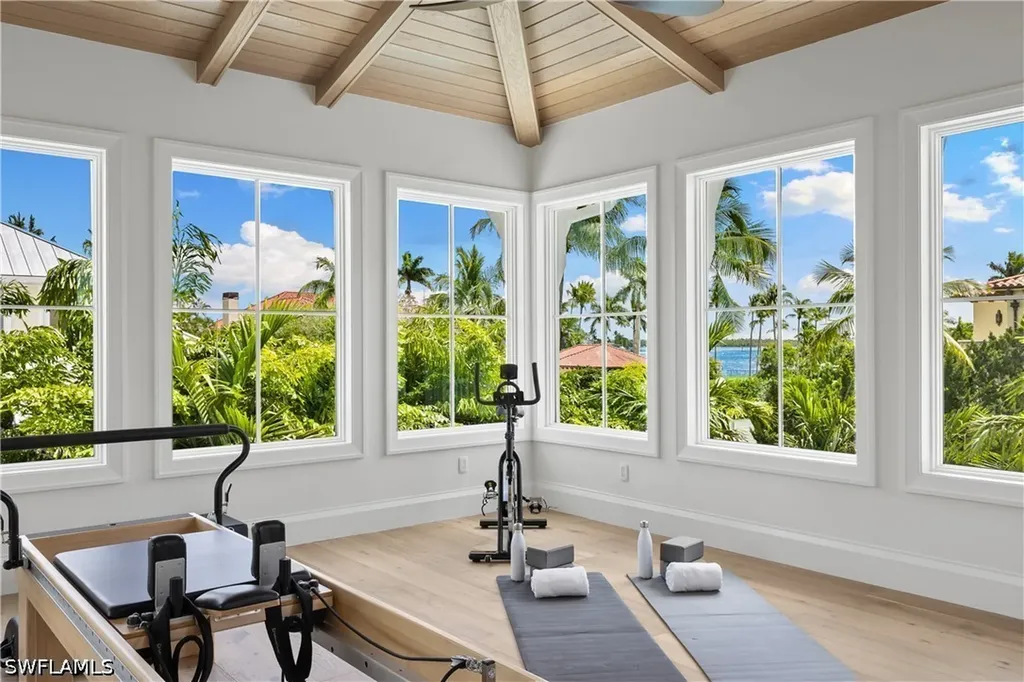 2131 Marina Drive Naples FL 34102