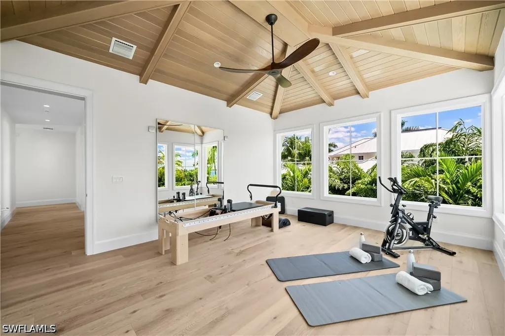 2131 Marina Drive Naples FL 34102