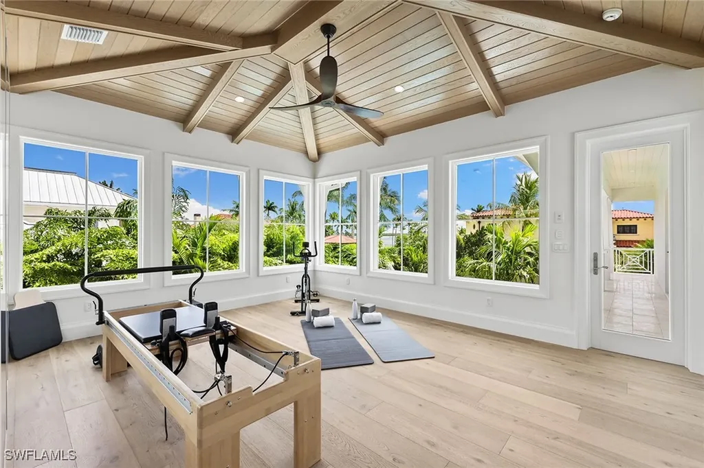 2131 Marina Drive Naples FL 34102