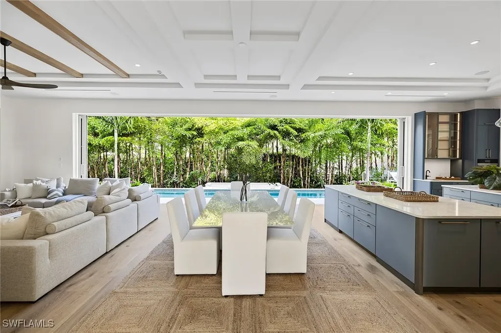 2131 Marina Drive Naples FL 34102