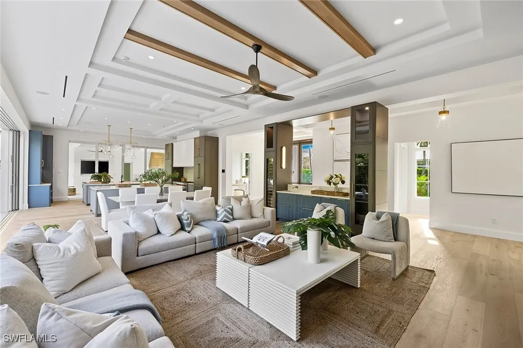 2131 Marina Drive Naples FL 34102