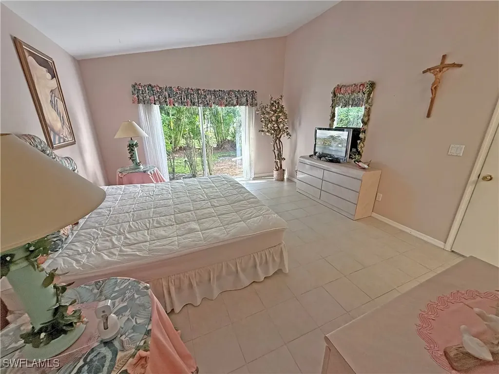 1279 Naples Lake Drive Naples FL 34104