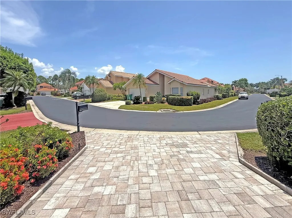 1279 Naples Lake Drive Naples FL 34104
