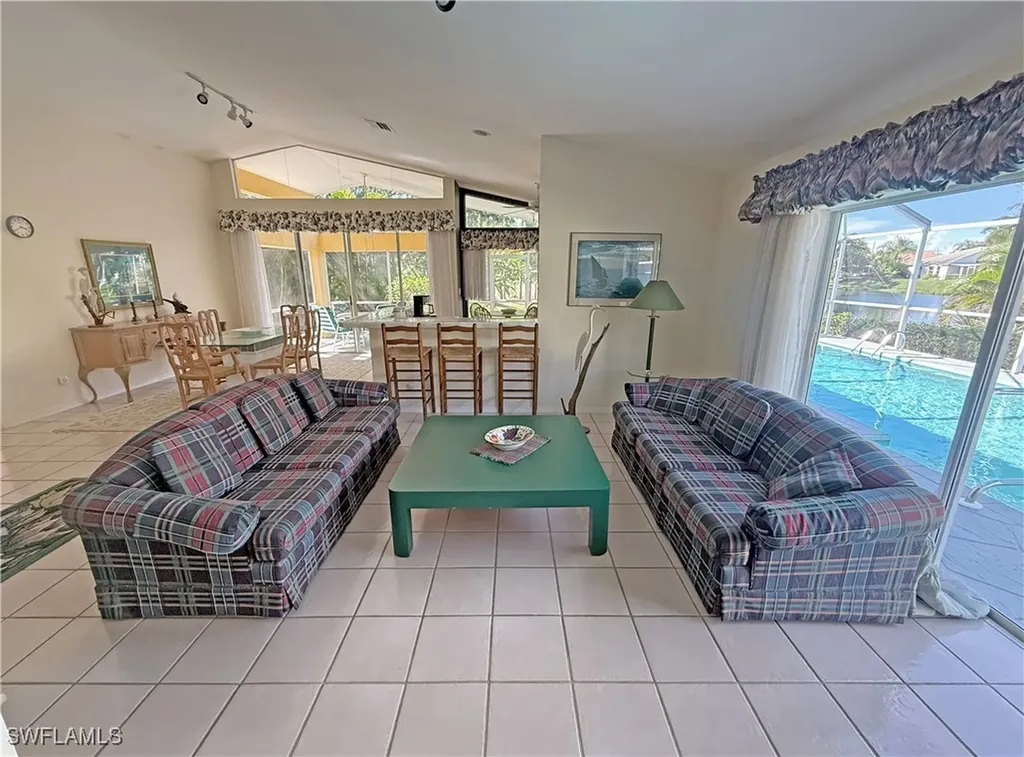 1279 Naples Lake Drive Naples FL 34104