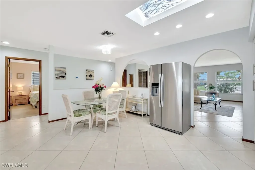 550 94th Avenue N Naples FL 34108
