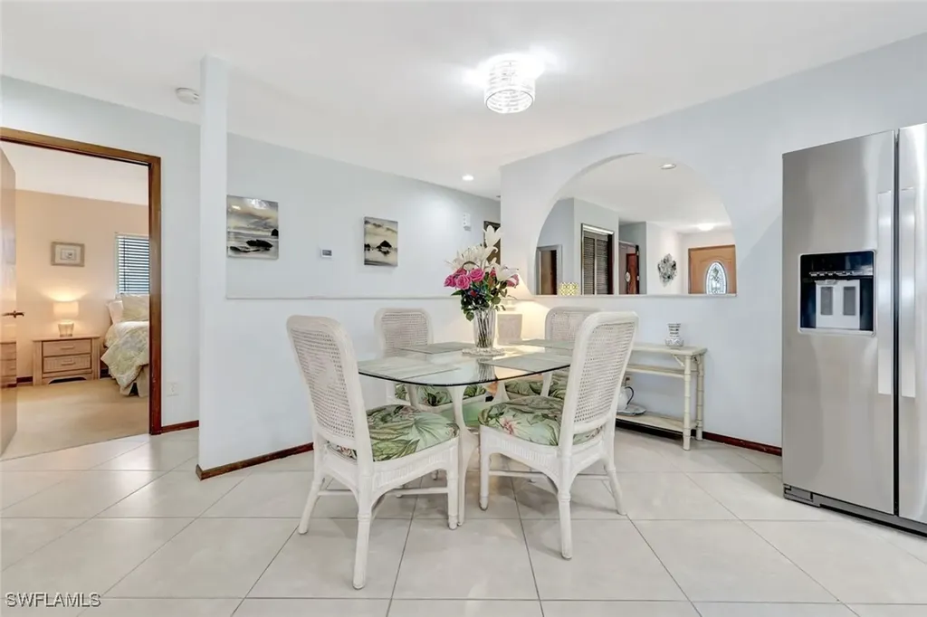 550 94th Avenue N Naples FL 34108