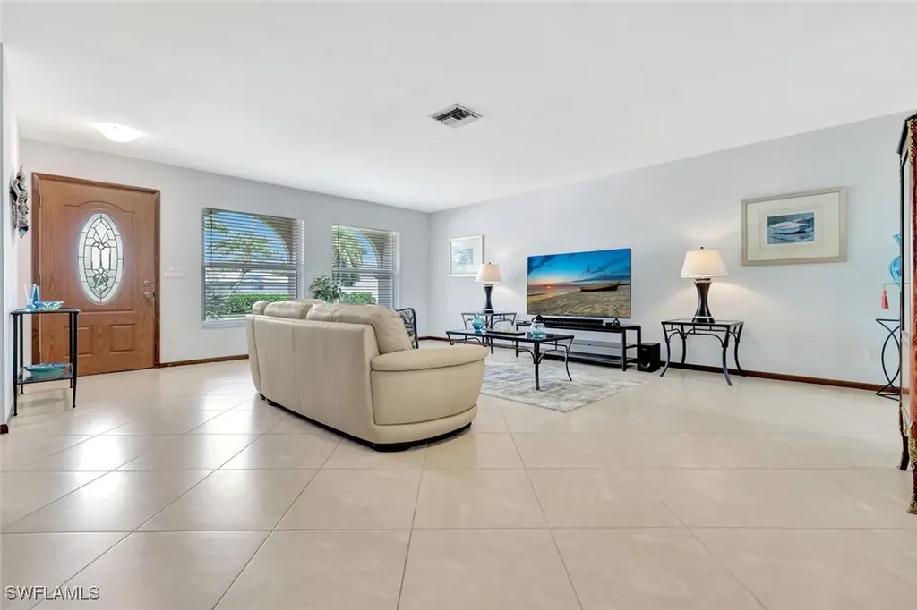 550 94th Avenue N Naples FL 34108