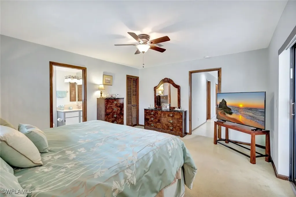 550 94th Avenue N Naples FL 34108