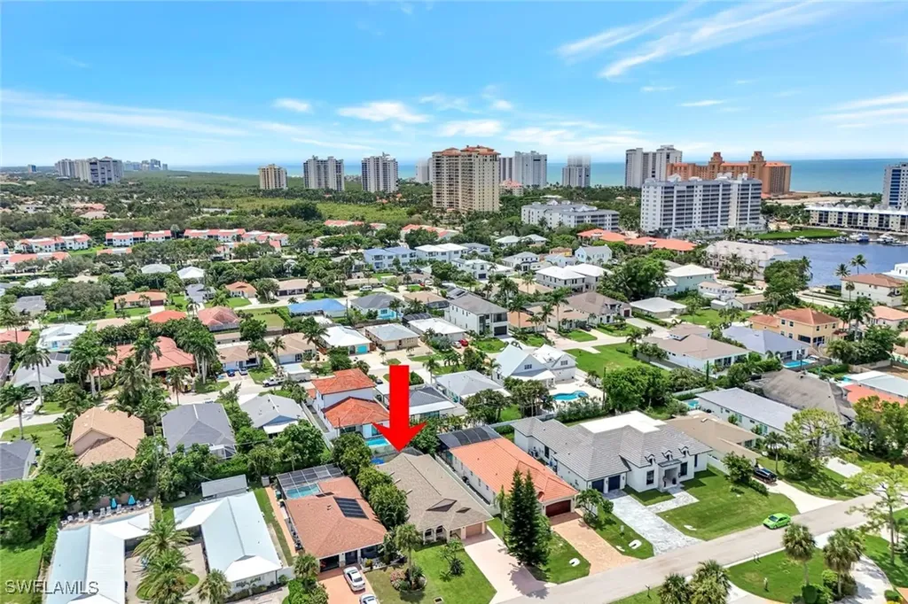 550 94th Avenue N Naples FL 34108