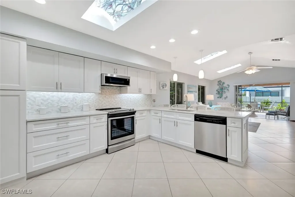 550 94th Avenue N Naples FL 34108
