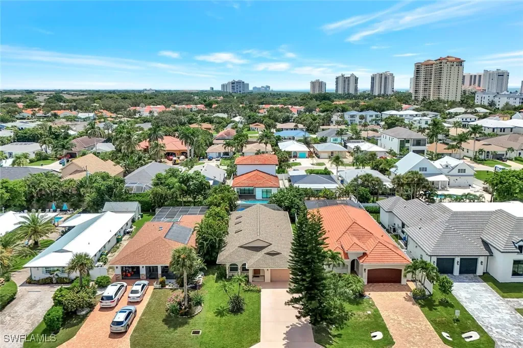 550 94th Avenue N Naples FL 34108