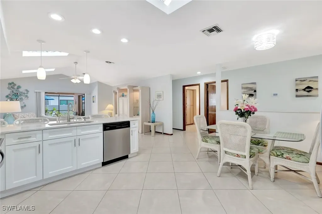 550 94th Avenue N Naples FL 34108