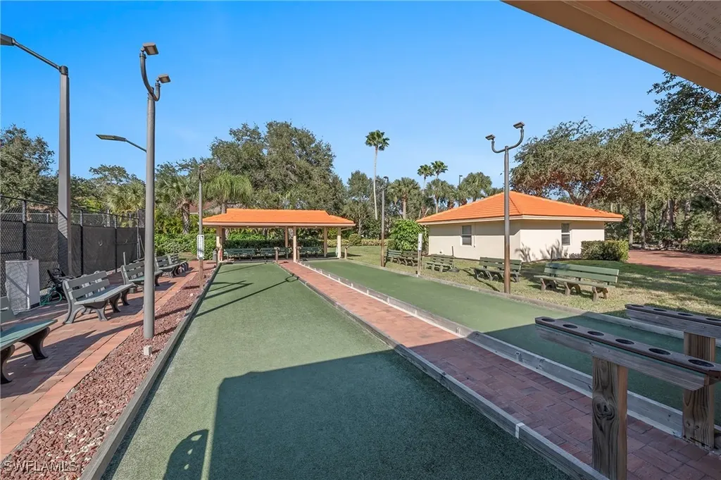 2381 Hidden Lake Court Naples FL 34112