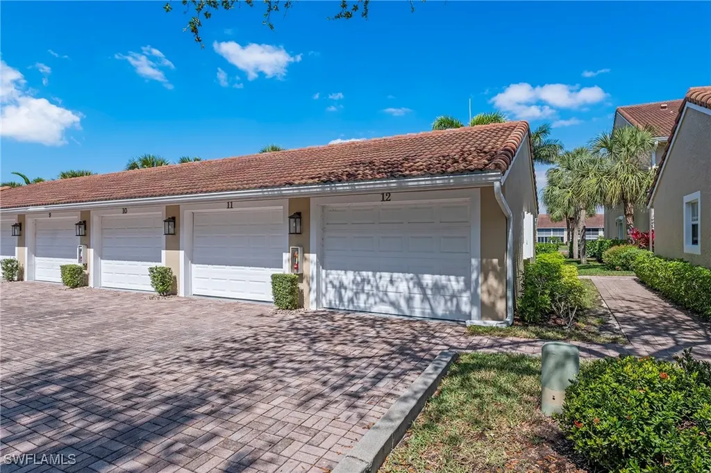 2381 Hidden Lake Court Naples FL 34112