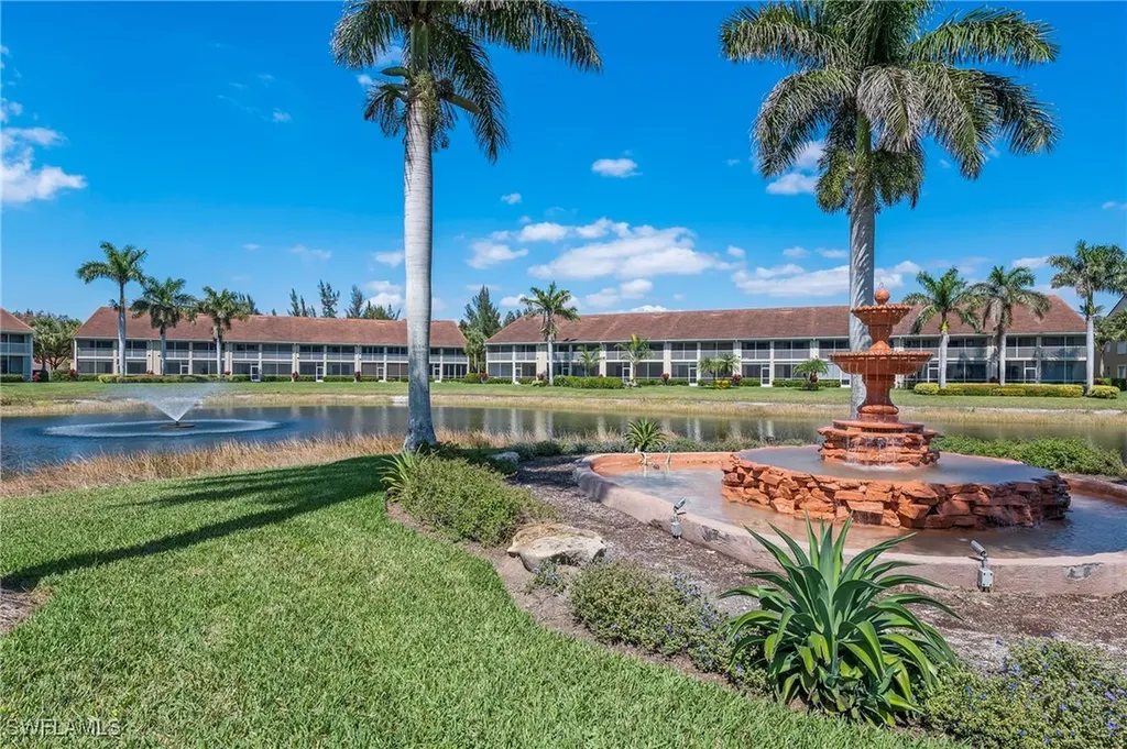 2381 Hidden Lake Court Naples FL 34112