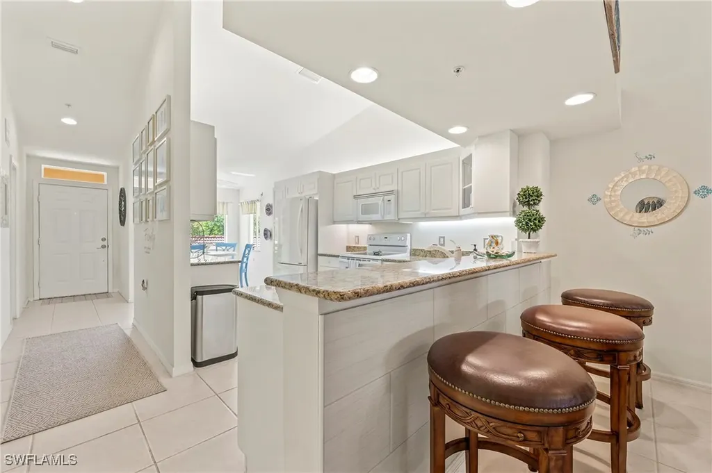 2381 Hidden Lake Court Naples FL 34112